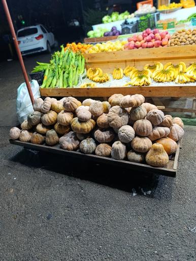 عکس میوه فروشی اسماعیل