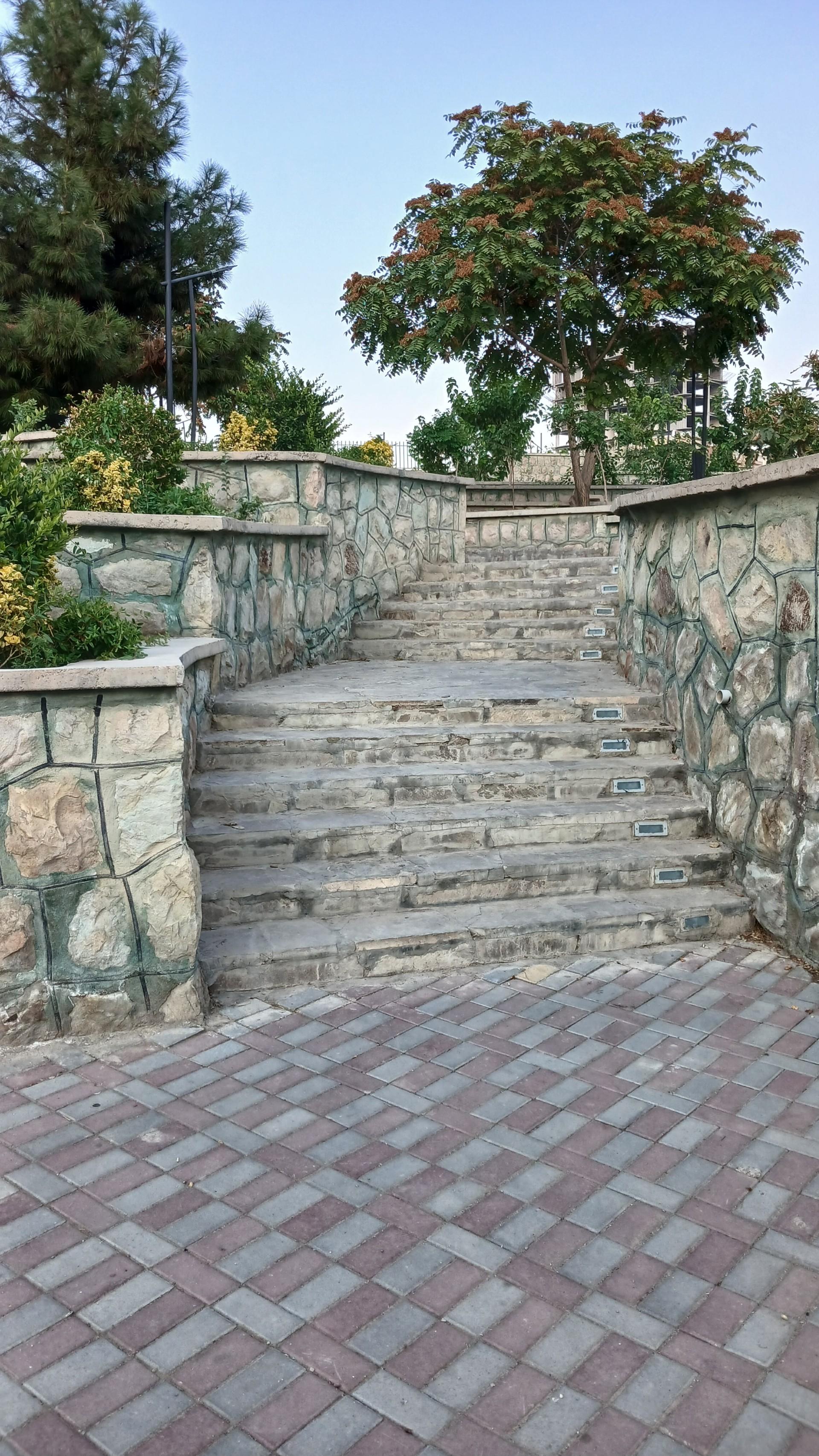 عکس پارک سنگی 