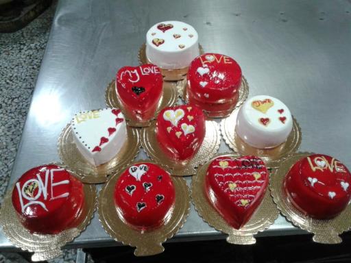 عکس شیرینی سرای ساحل