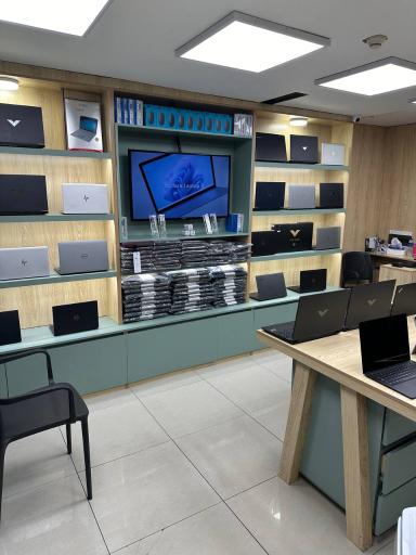 عکس فروشگاه توکان تاپ