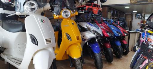 عکس نمایندگی موتور سیکلت بلوردی 