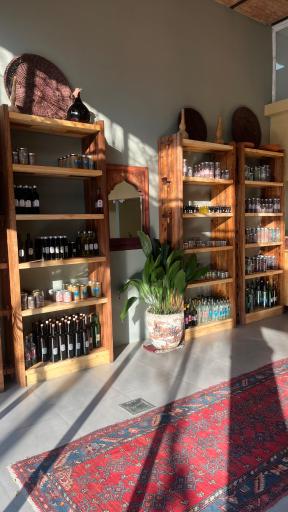 عکس دکان هومَه