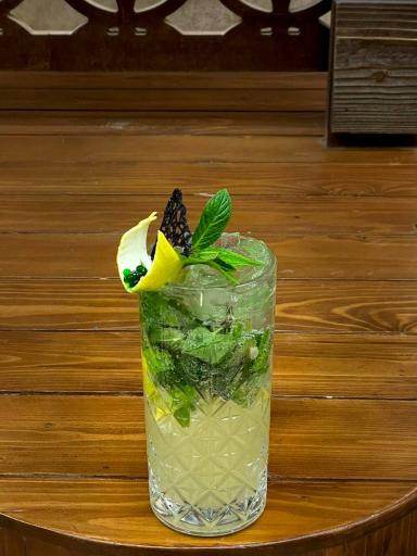 عکس کافه کتاب همدم