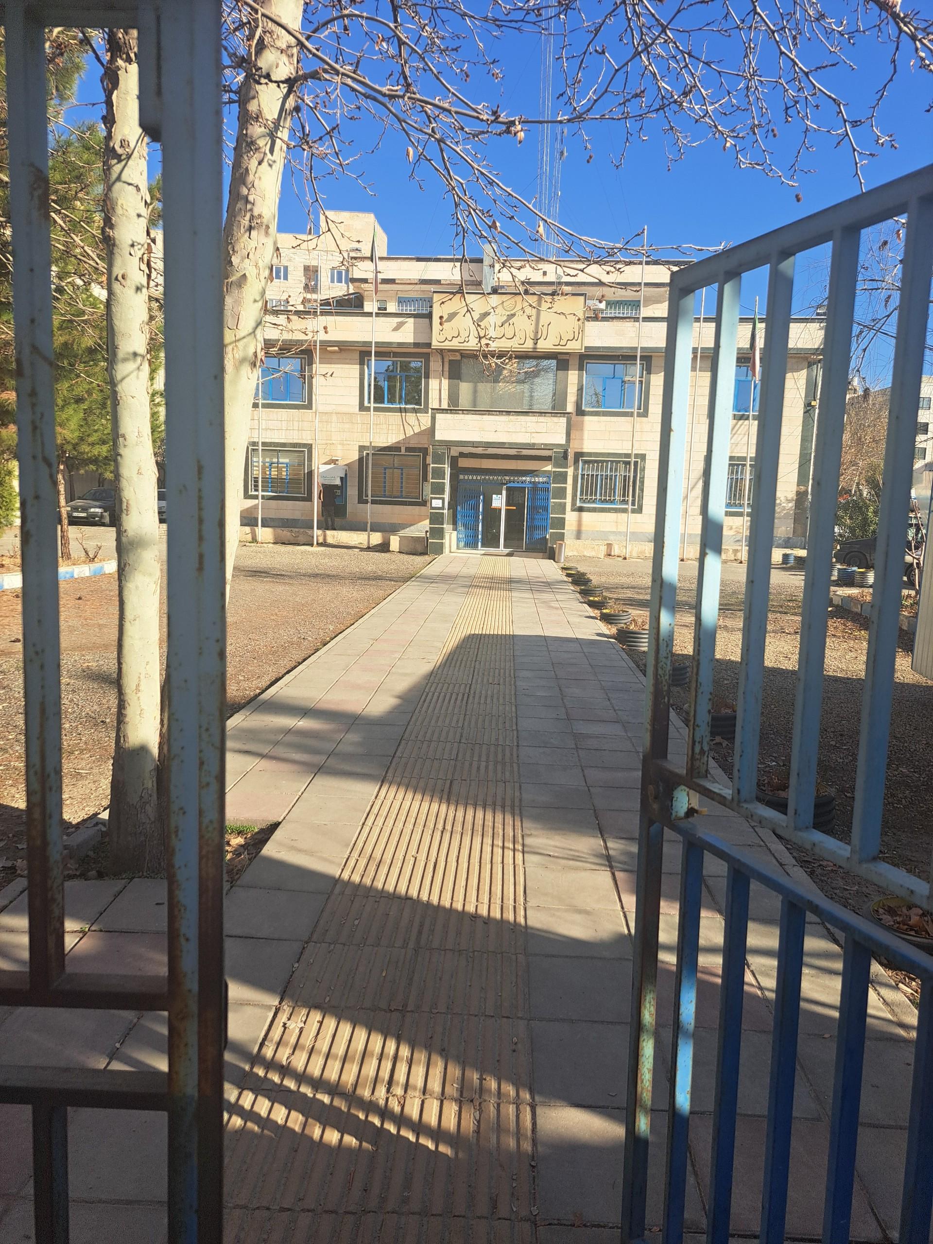 عکس اداره آب و فاضلاب بومهن
