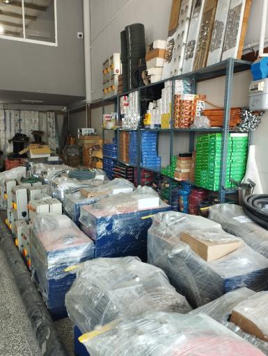 عکس آسانسور جهانی