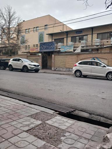 عکس سالن ورزشی مرحوم حاج یونس حمیدی