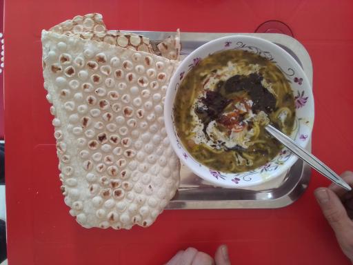 عکس حلیم و عدسی دارچین