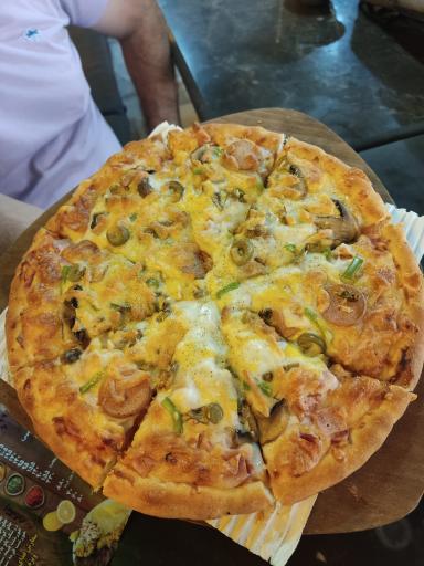 عکس رستوران بابا محمد