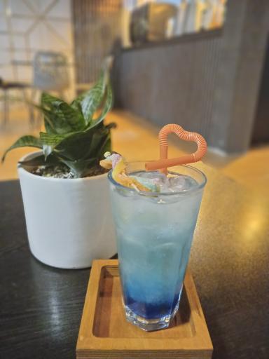 عکس کافه کاژه