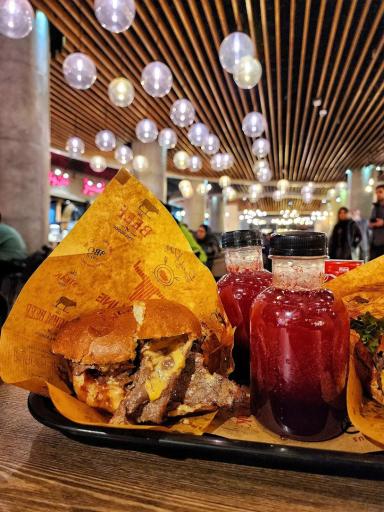 عکس رستوران بیف لاین 