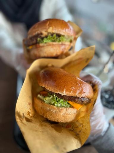 عکس رستوران بیف لاین 