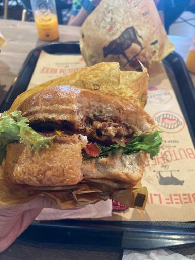 عکس رستوران بیف لاین 