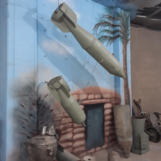 عکس باغ موزه و گنجینه دفاع مقدس