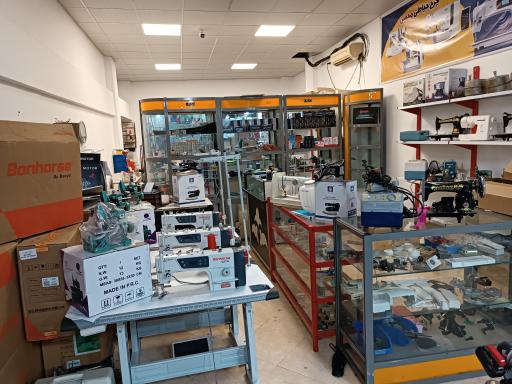 عکس فروشگاه و تعمیرات چرخ خیاطی محسن 