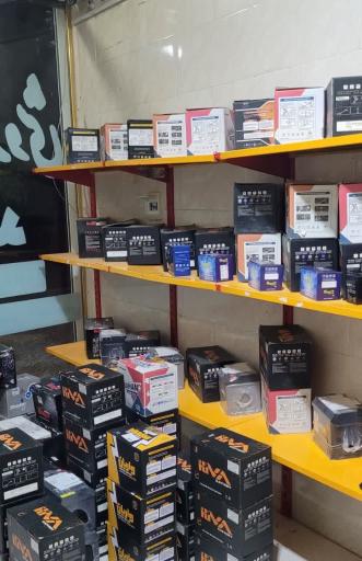 عکس باتری فروشی محمد