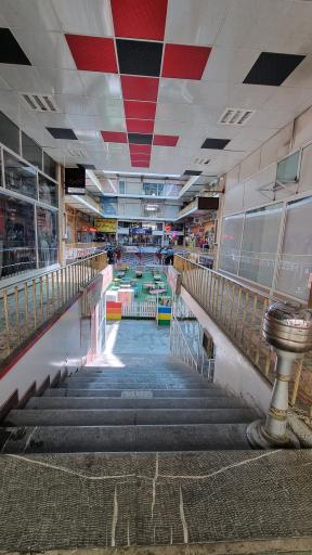 عکس مجتمع تجاری ایفل