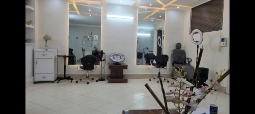 عکس سالن زیبایی سمیرا جانقربانی