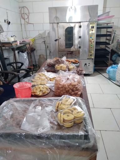 کارگاه شیرینی سنتی شور شیرین