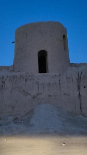 عکس قلعه خشتی سیزان