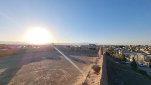 عکس قلعه خشتی سیزان