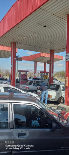 عکس پمپ بنزین ولیعصر (عج)