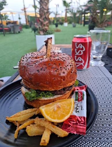 عکس مجتمع فرهنگی رفاهی دشت بهشت