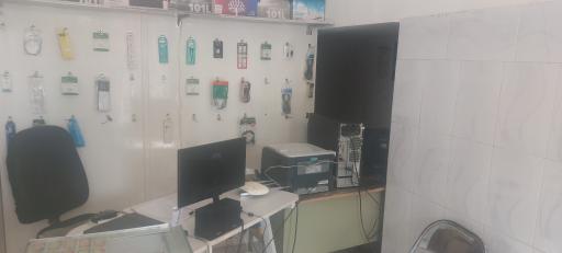 عکس کافی نت و خدمات کامپیوتری موعود