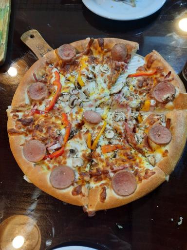 عکس کافه رستوران میم