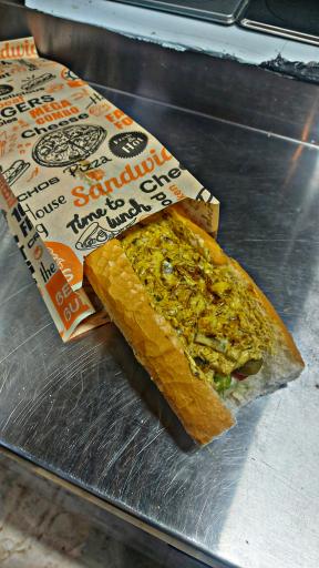 عکس فست فود لئو