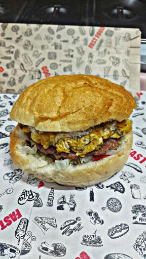 عکس فست فود لئو