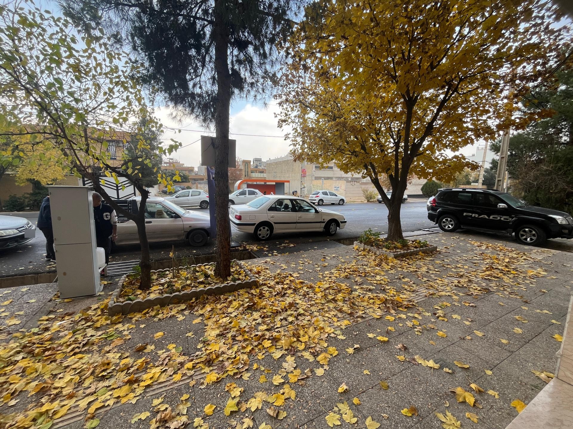 عکس ایستگاه آب تصفیه شبانه روزی پیکولو