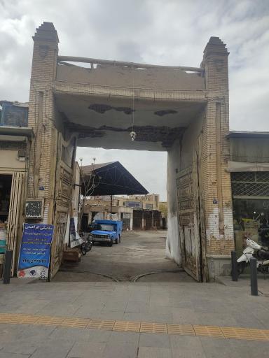 عکس گاراژ جهانگیر ترکمن زاده 