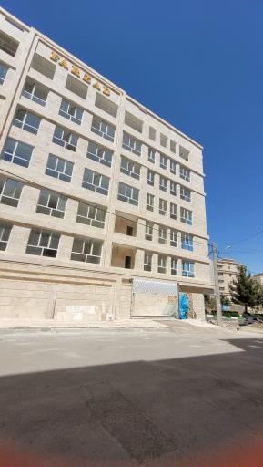 ساختمان فرزاد