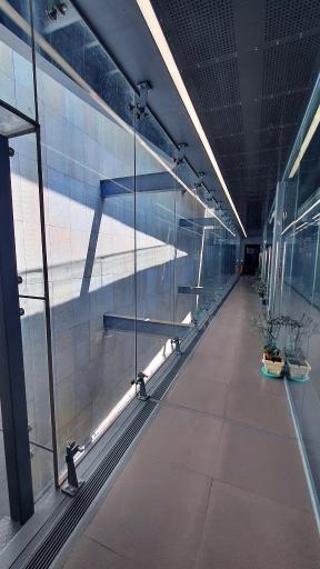 عکس کتابخانه مرکزی دانشگاه علم و صنعت ایران - امام رضا