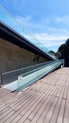 عکس کتابخانه مرکزی دانشگاه علم و صنعت ایران - امام رضا