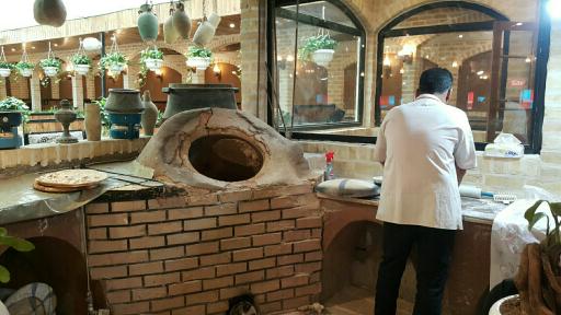 عکس سفره خانه سنتی سندباد