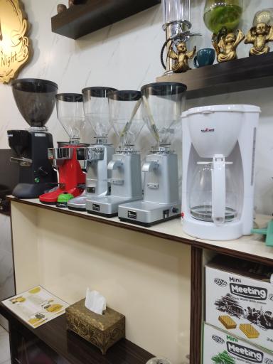 عکس کافه شب کوک 