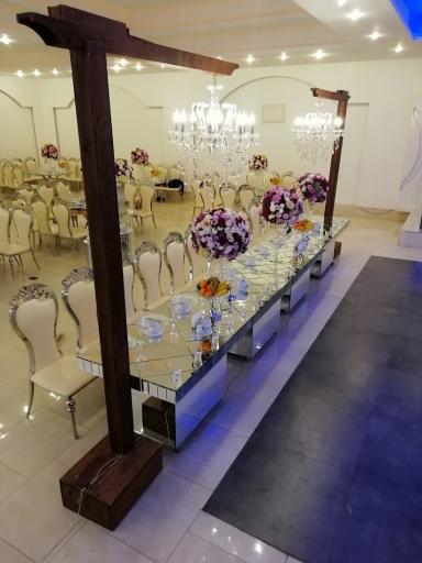 عکس باغ تالار روژه