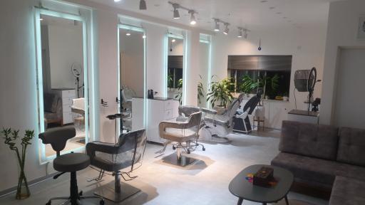 عکس سالن زیبایی طاهره پورخانعلی