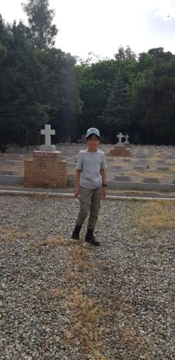 عکس قطعه لهستانی آرامستان دولاب