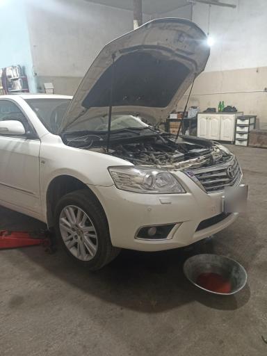 عکس تعمیرگاه و مکانیکی پارس