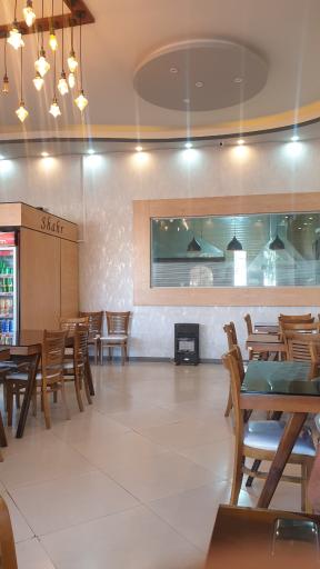 عکس کافه رستوران لاویز