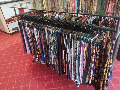 عکس فروشگاه شال مد