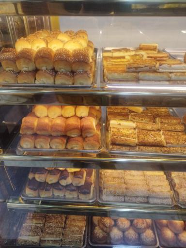 عکس کافه نان و شیرینی آیتا 