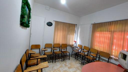 عکس آموزشگاه زبان نامدار