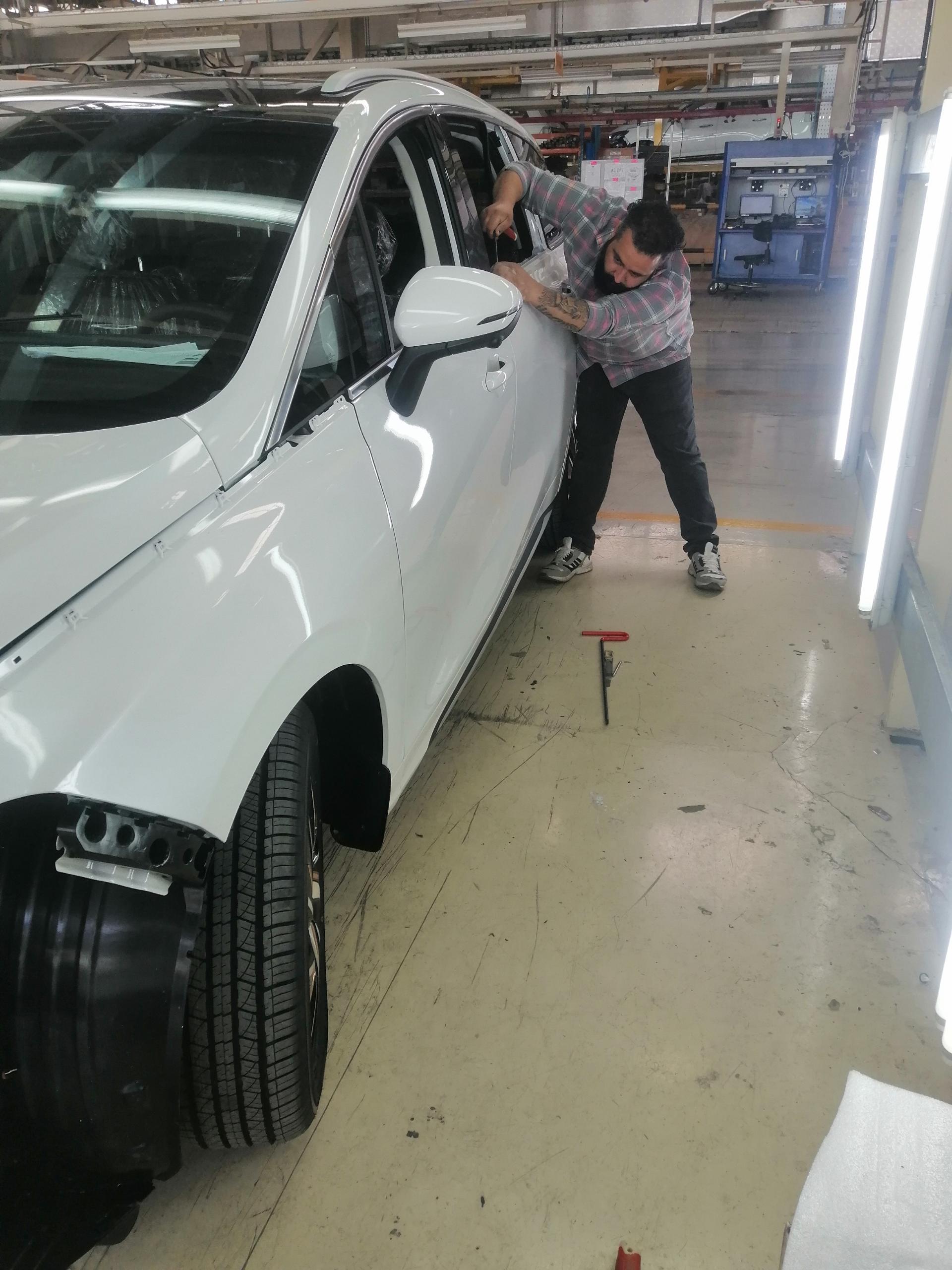 عکس خدمات صافکاری احمد