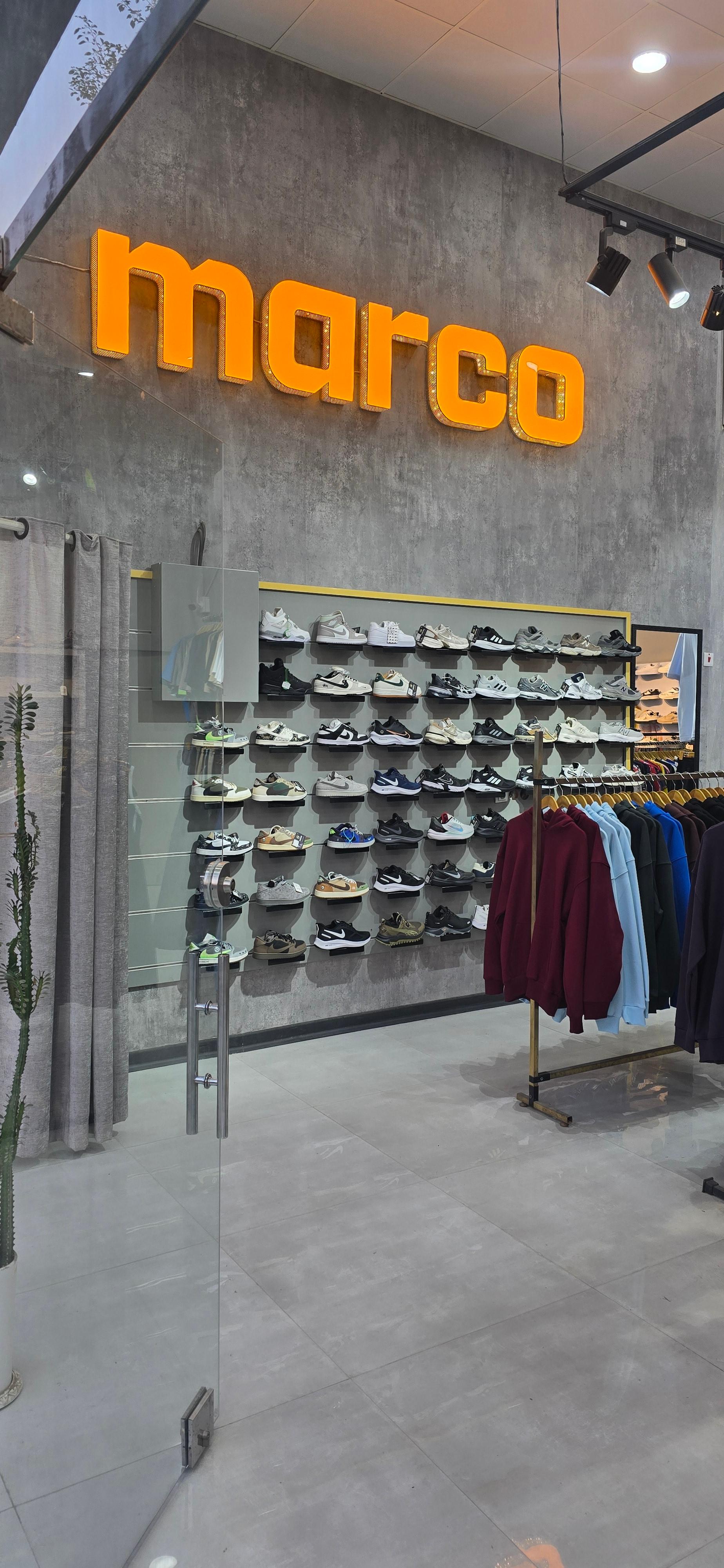 عکس کفش مارکو