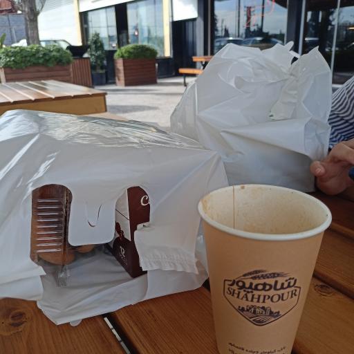 عکس کارخانه کلوچه و کوکی شاهپور