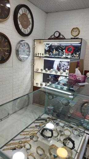 عکس تعمیر وفروش انواع ساعت