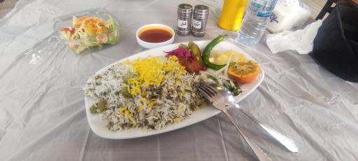 عکس سرای سنتی خان بابا